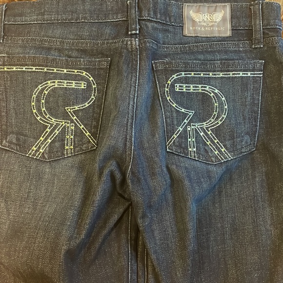 Rock and Republic straight leg jeans - Picture 3 of 5